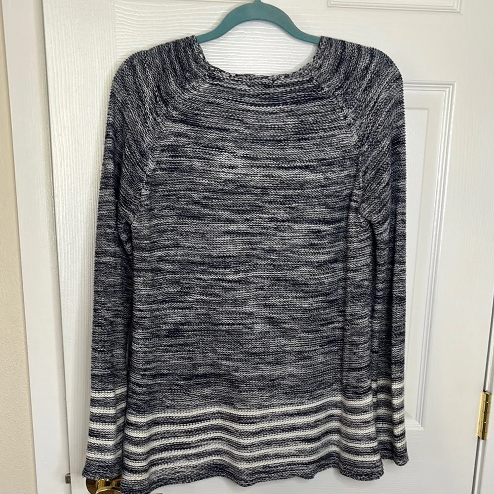 Hannah Navy and White V-neck Heathered Knit Tunic-Style Sweater Sz Lg